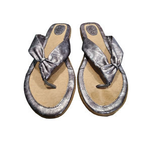 BOLO by BOC Women 11 US 43 EU Sequin Thong Sandals Flip Flop Silver Faux Leather
